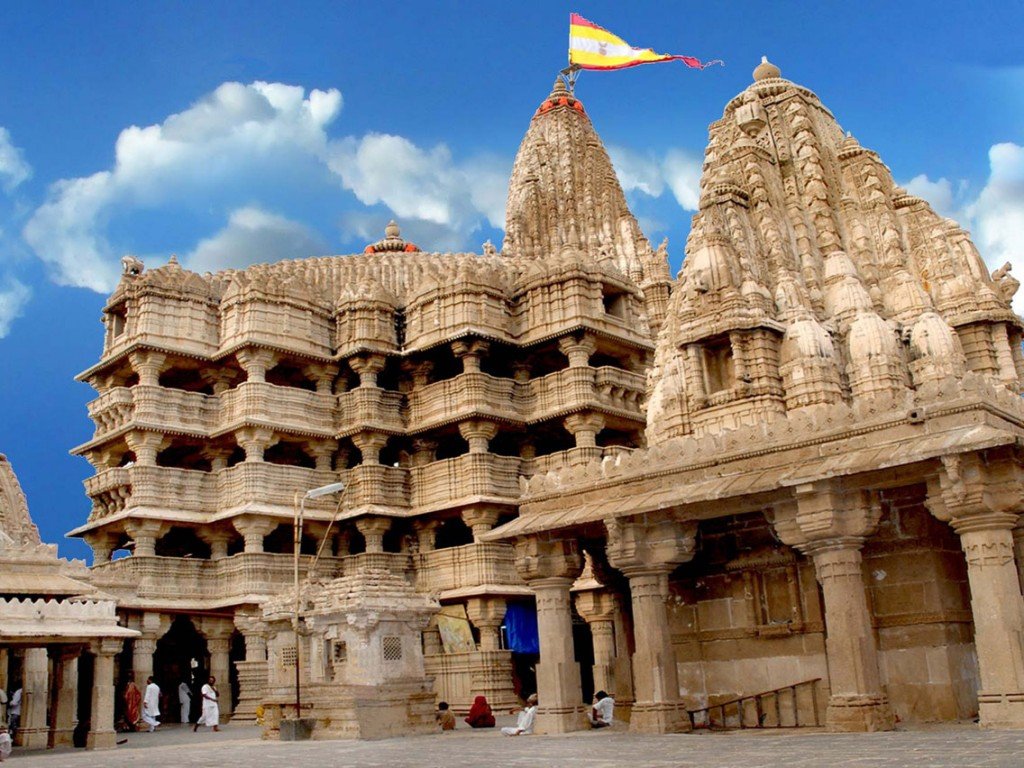 Dwarakadheesh_Temple,_2014